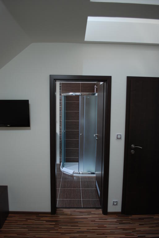 Penzion Na Dedine Mutěnice Kamer foto